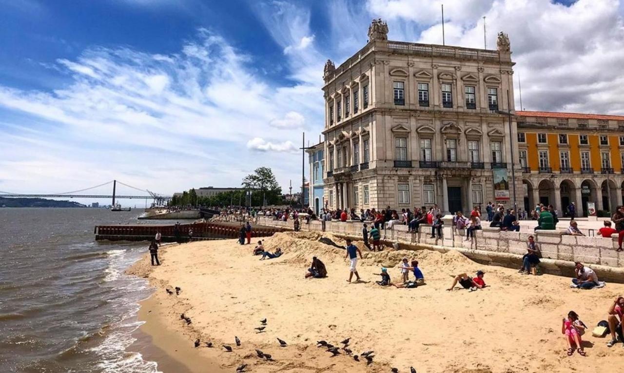 Downtown Flat With Design And Comfort At Downtown Lisbon Bagian luar foto